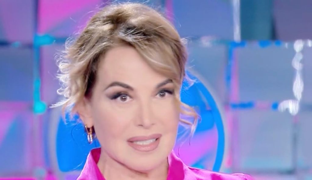 Addio Barbara DUrso fatta fuori così Scoppia la bomba in Mediaset