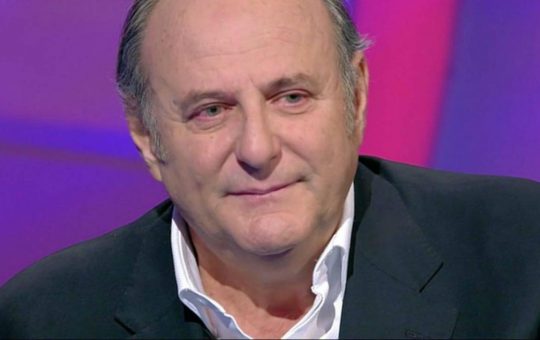 Gerry Scotti a Verissimo - lineadiretta24.it