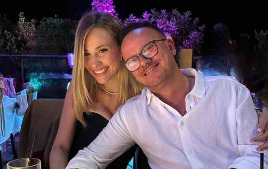 La coppia Gigi D'Alessio e Denise Esposito - Lineadiretta24.it