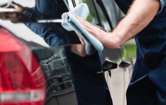 Con questo rimedio dirai addio ai graffi sulla carrozzeria della macchina - Lineadiretta24.it