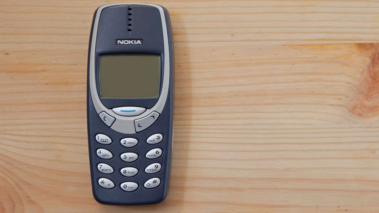 Nokia 3310 - fonte_depositphotos - lineadiretta24.it