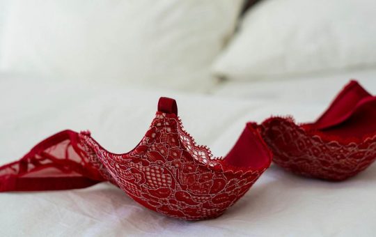 Lingerie sexy (pexels.com) - lineadiretta24.it