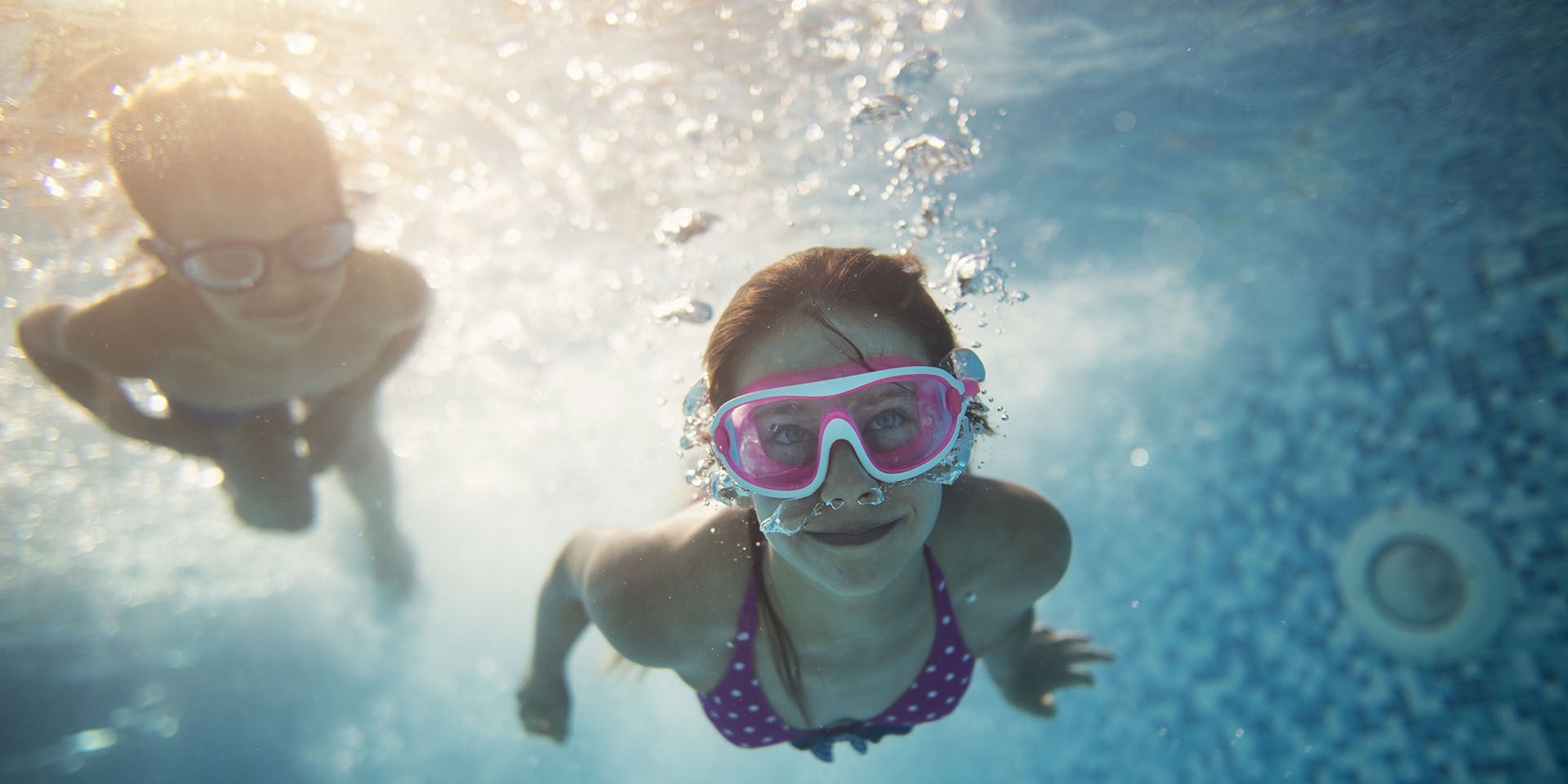Bambina di 4 anni annegata in piscina a Milano Marittima, tragedia dopo caso simile