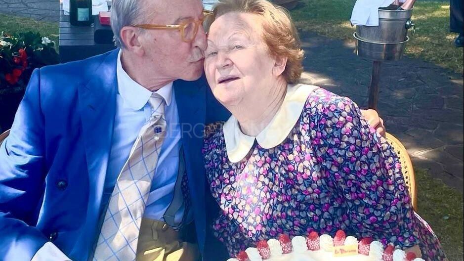 Vittorio Feltri, è morta la moglie Enoe Bonfanti dopo 58 anni di matrimonio