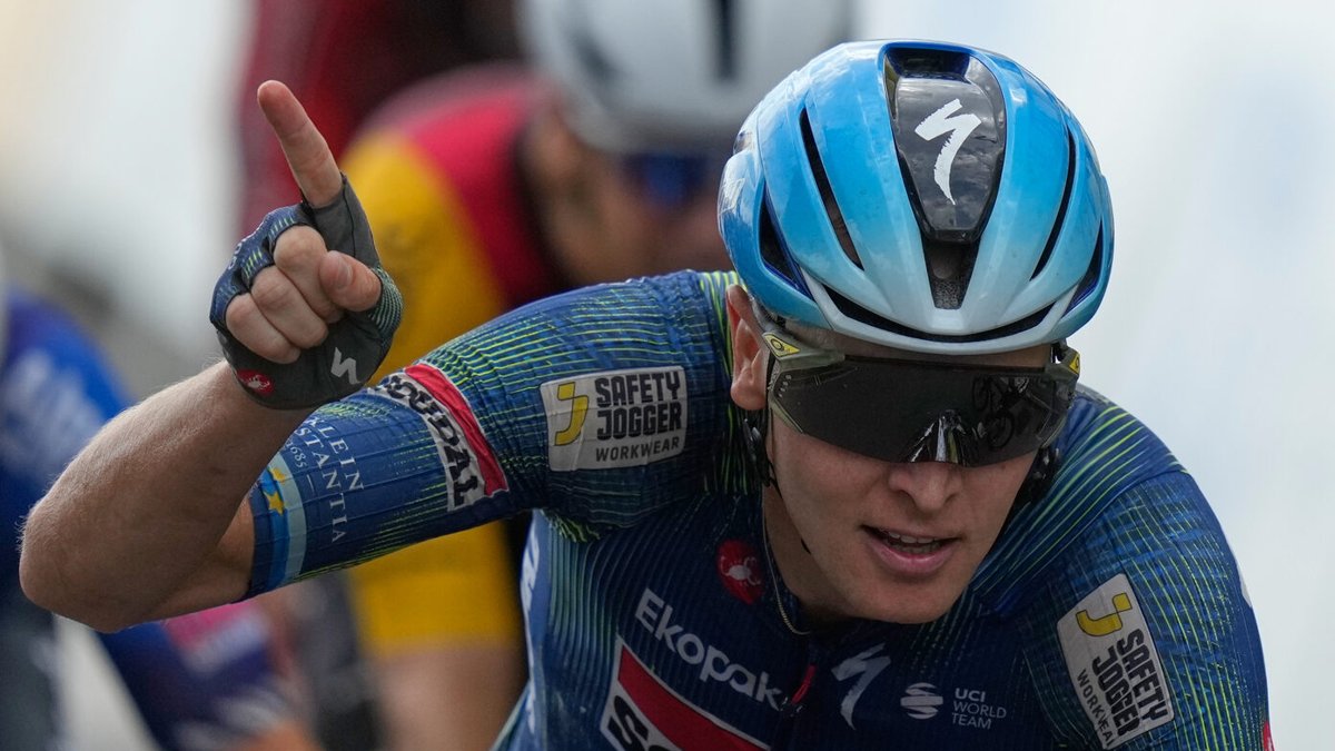 Merlier cala il tris al Tour de France, ancora vittoria in volata nella dodicesima tappa