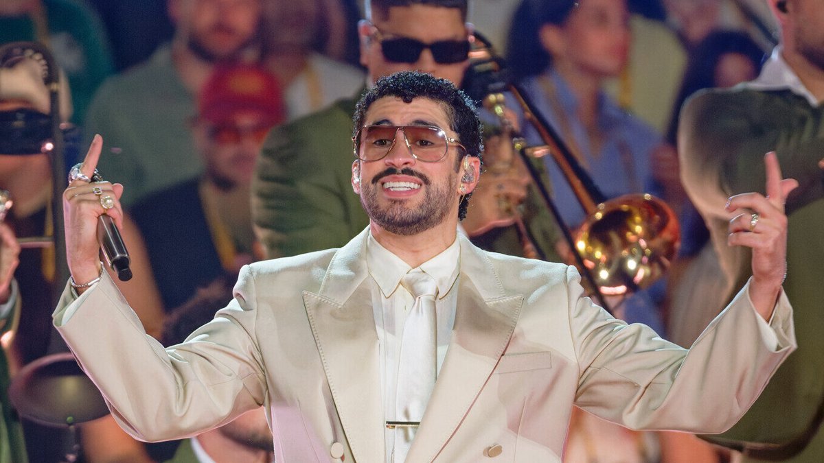 Bad Bunny conquista Milano, il reggaeton tra cultura e politica globale