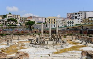 Pozzuoli e il territorio dei Campi Flegrei