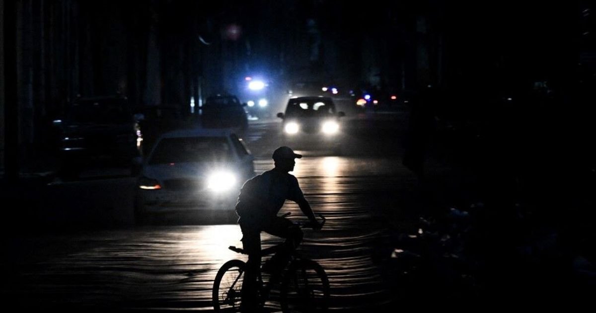 Cuba inesorabilmente al buio, il governo: “Siamo nella morsa degli USA”