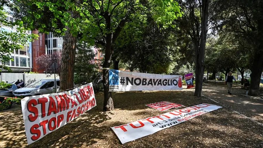 Politici e giornalisti in guerra: il risarcimento a favore dei cronisti