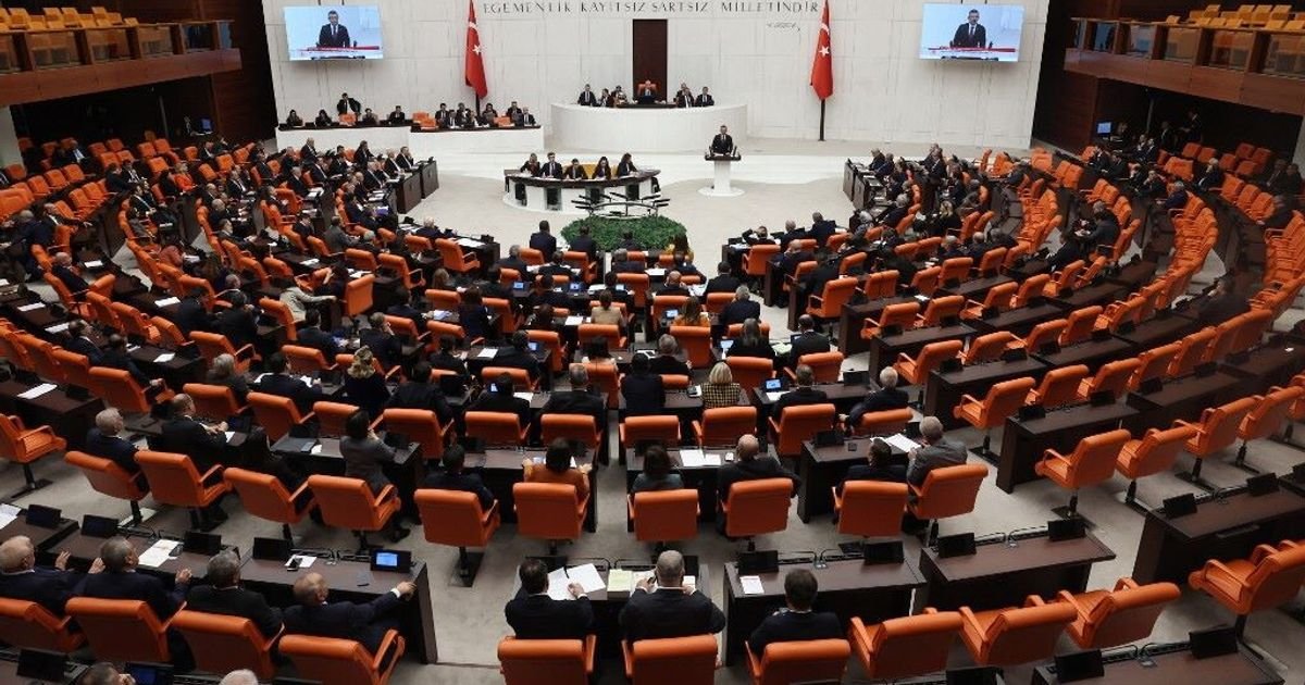 Turchia, legge sull’amnistia parziale per i militanti Pkk