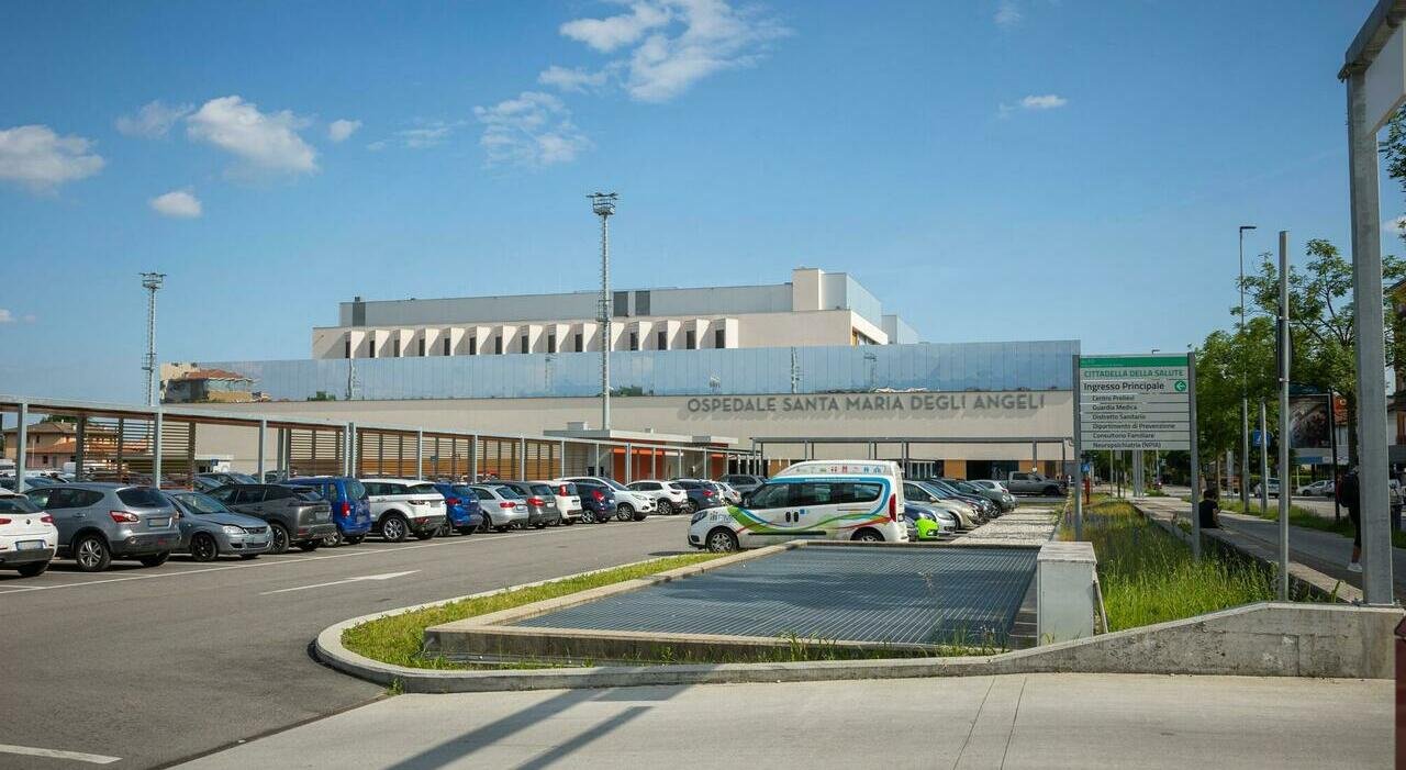 Chiusura estiva del reparto di dermatologia per mancanza di personale: due dottoresse in maternità e una in ferie