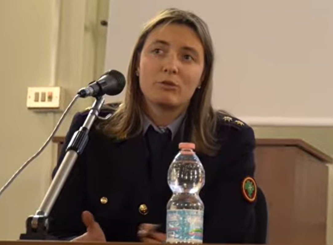 Vigili urbani di Milano coinvolti in inchiesta per arresti illegittimi e peculato