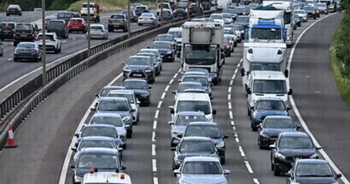 Esodo estivo in bollino nero, 25 milioni in viaggio: orari traffico, blocco camion e nuovi Tutor