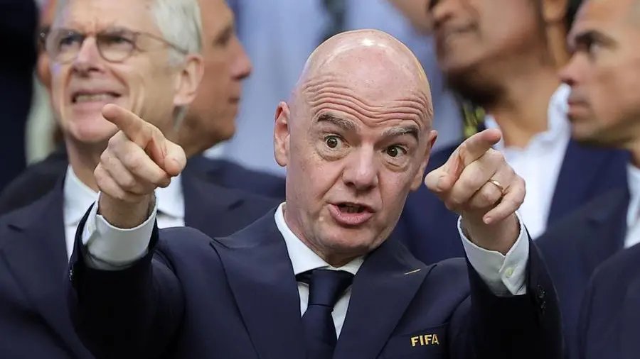 Infantino rafforza il sostegno degli alleati, la Uefa ha fretta ma il boicottaggio non convince