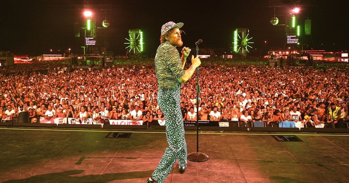 Jovanotti a 60 anni: “La musica è roba da anziani”