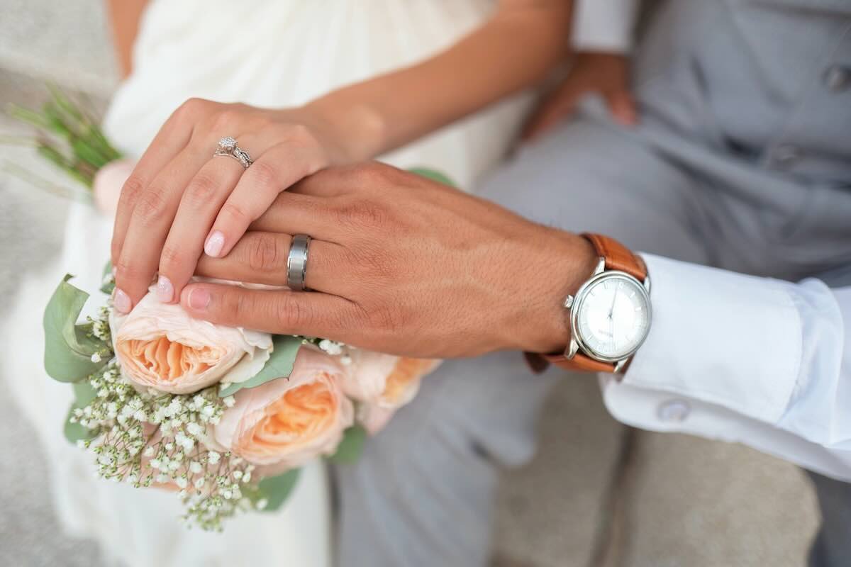 Lavoratrice licenziata a 27 giorni dal matrimonio, il Tribunale ordina il reintegro
