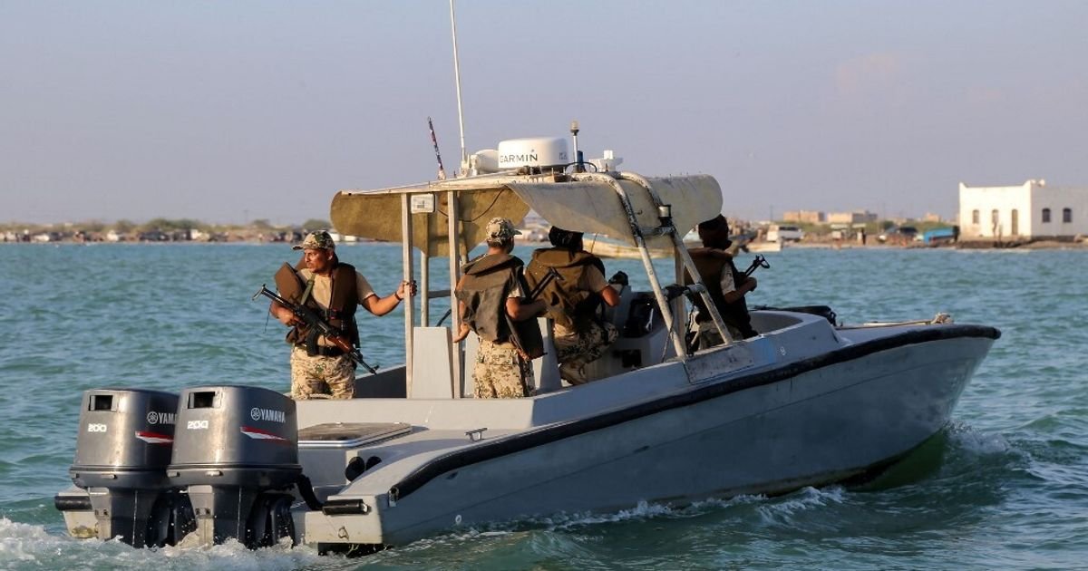 Attacchi Houthi a Mocha causano decine di morti e feriti