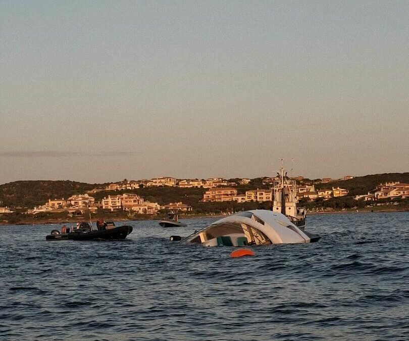 Yacht da otto milioni affonda in Costa Smeralda dopo quattro giorni di proprietà