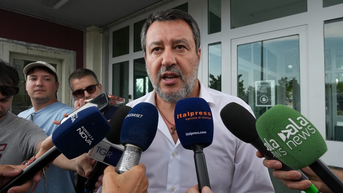 Salvini incontra per la quarta volta in un mese Mario Roggero in carcere dopo l’uccisione di due rapinatori