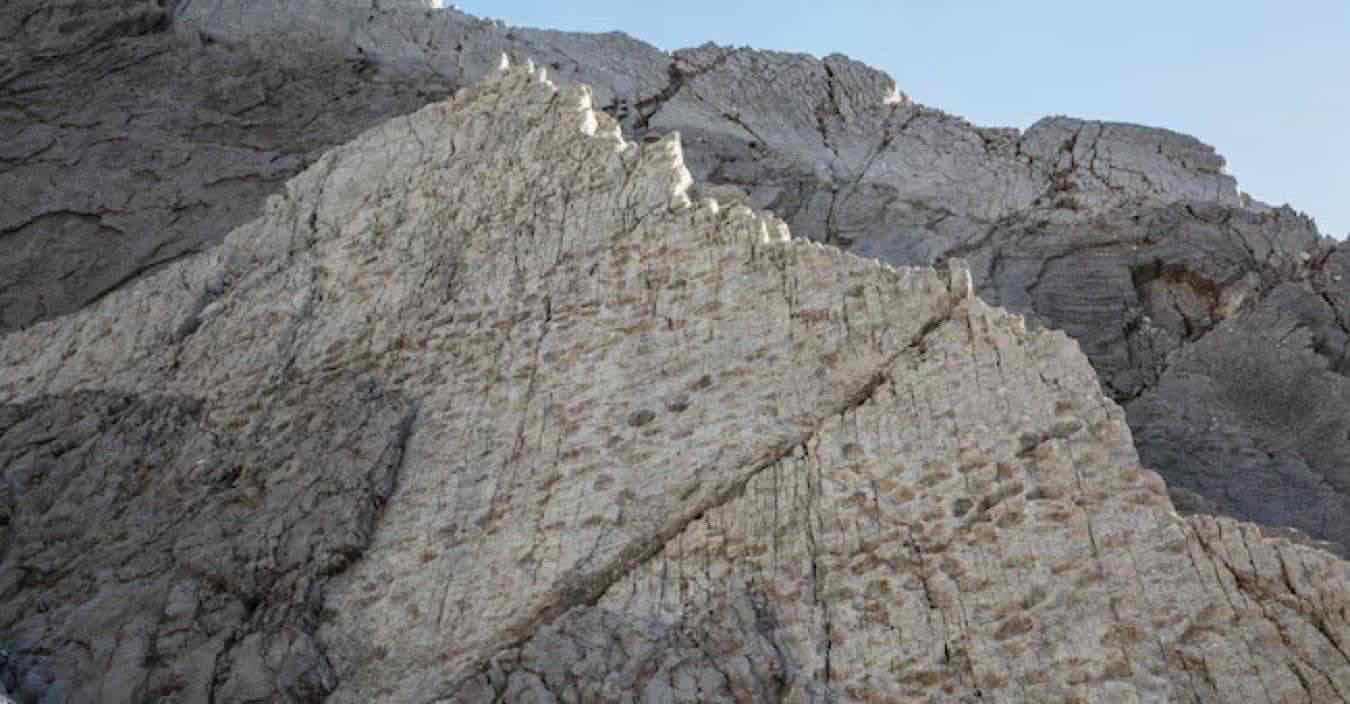 Caldo record, lo Stelvio chiude le piste: ghiacciaio non regge più