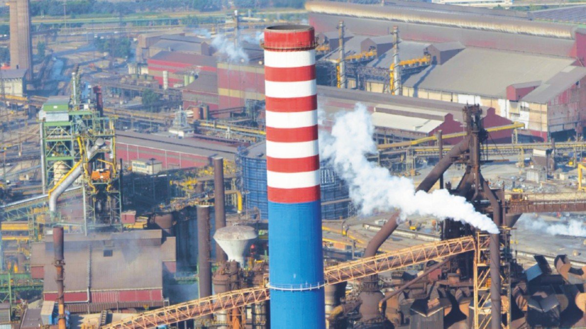 Federacciai e 14 imprese presentano interesse per ex Ilva senza altiforni