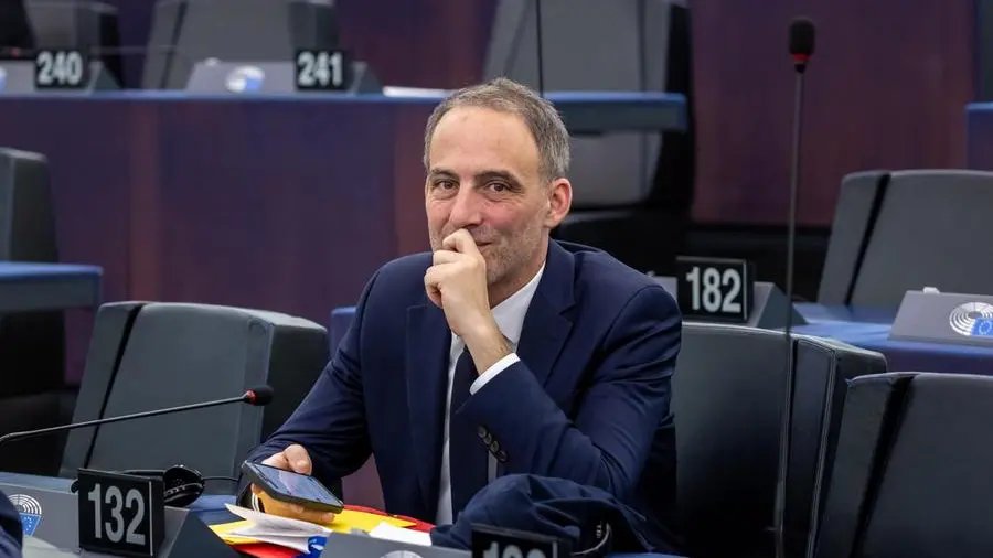 La corsa all’Eliseo: i candidati e i rischi per Glucksmann