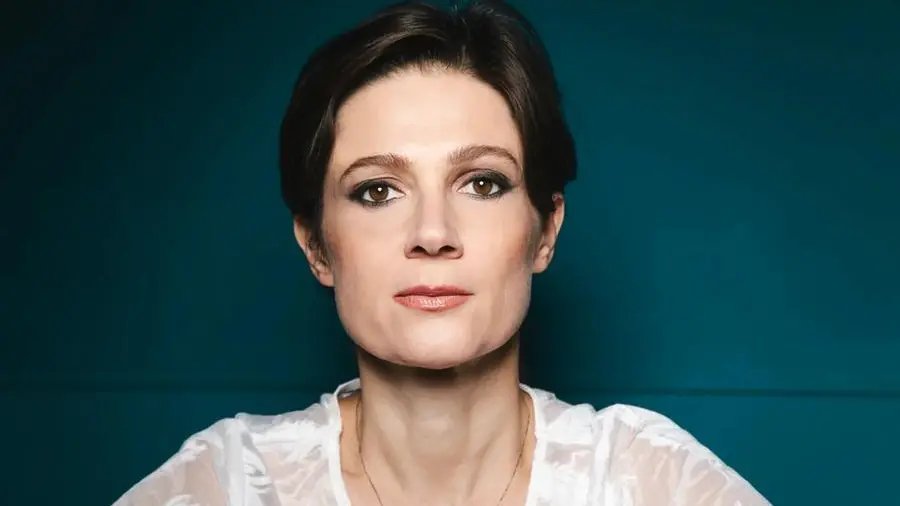 Silvia Bencivelli: la chiusura di Rai Scuola mette a rischio la divulgazione scientifica e il servizio pubblico