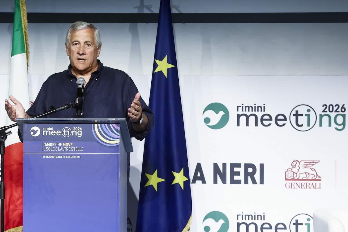 Tajani: Europa deve essere mediatrice non tifosa nel Medio Oriente. Critica Israele ma non rinuncia al dialogo