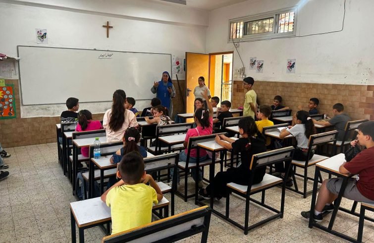 Muri di farina e speranza: il racconto di un parroco in Gaza