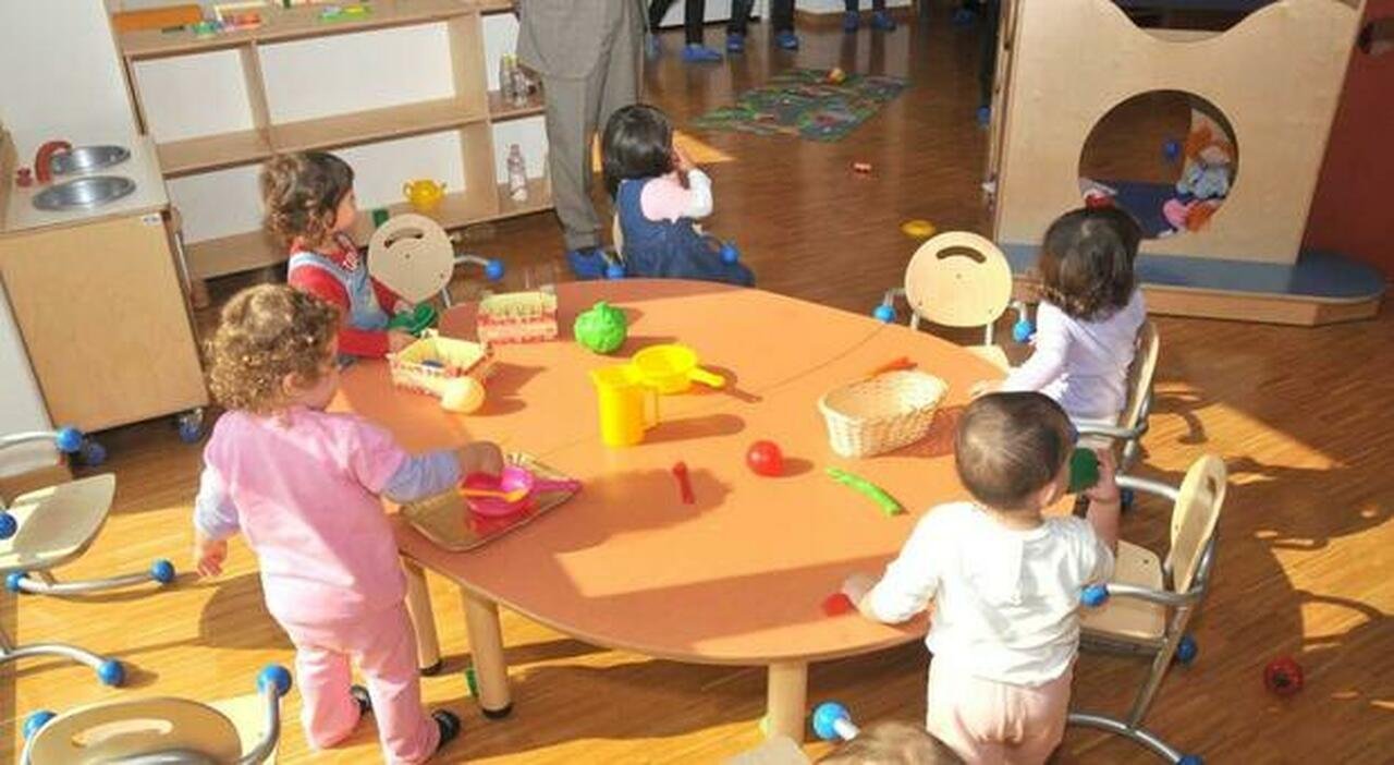 Aumento rette asilo nido a Riese Pio X, famiglie protestano per rincari da 800 euro