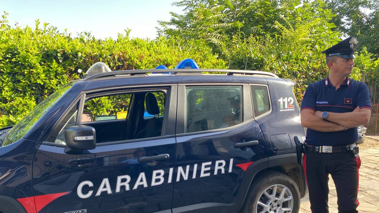 Tre morti in casa a Roma: ipotesi omicidio-suicidio