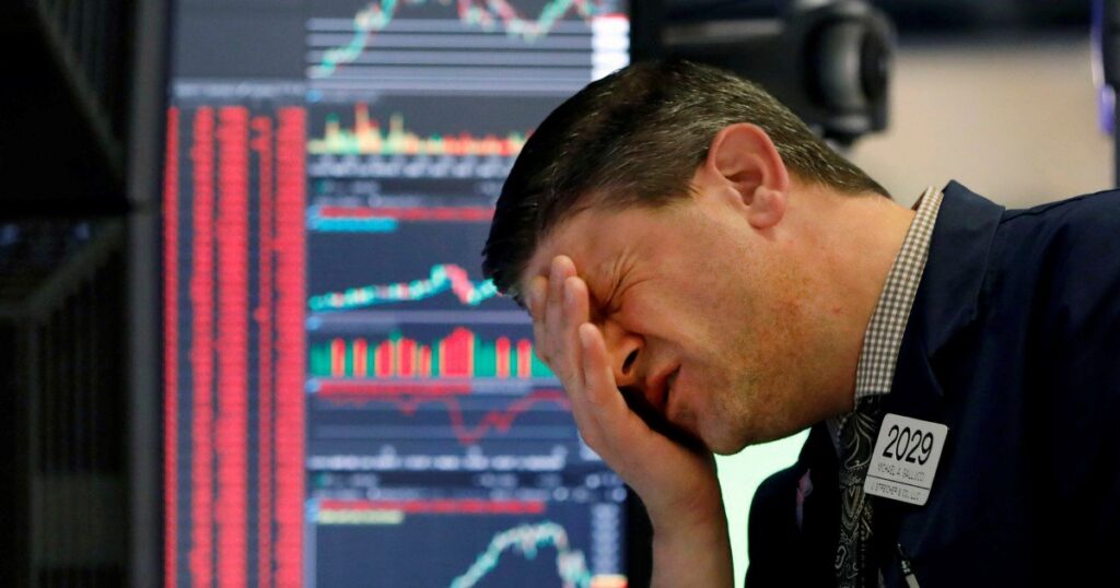 Rendimenti dei bond in aumento, Btp italiani ai massimi da fine 2023