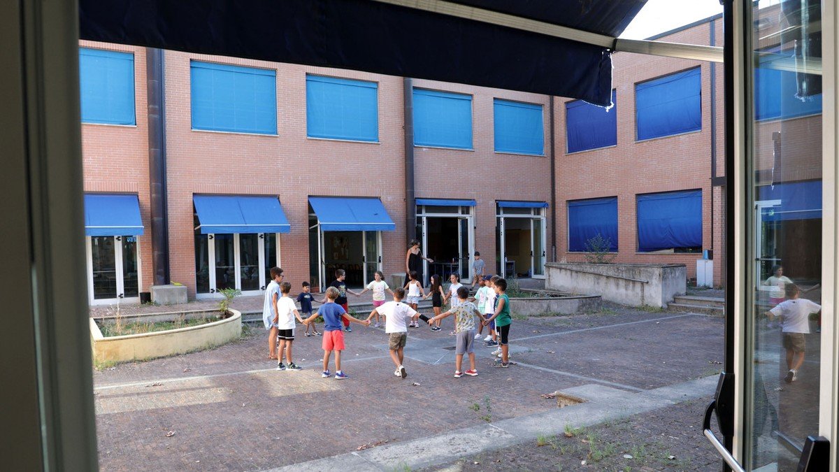 Scuola 2026: in Emilia-Romagna i bambini già in classe, altre regioni ripartono a settembre
