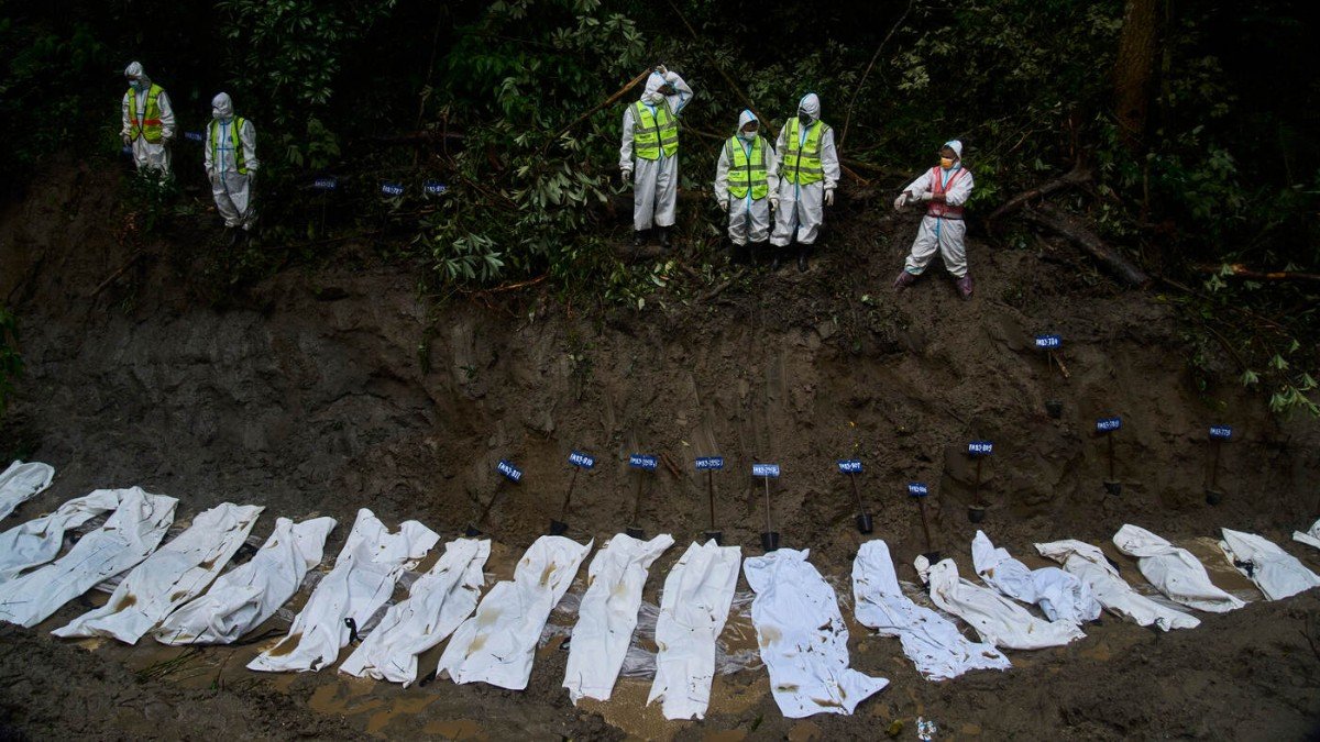 Nepal, oltre mille morti: iniziano sepolture di massa dopo alluvione