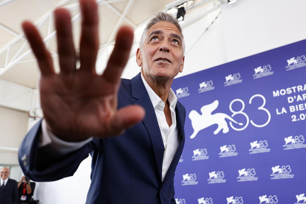 George Clooney denuncia la “kakistocrazia” negli USA al Festival di Venezia 83