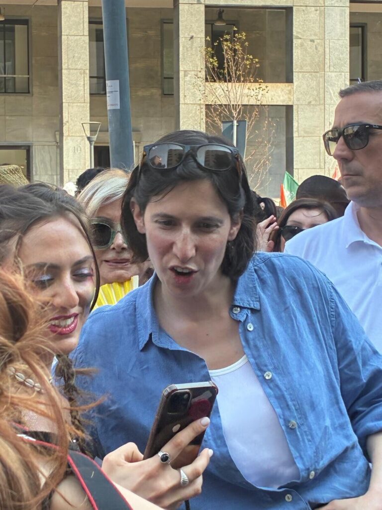 Elly Schlein vede il mandato completo, nessuno come lei. Il nodo della proroga