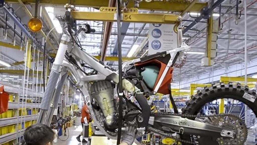 Volkswagen valuta la vendita di Ducati, preoccupazioni per 2 mila dipendenti