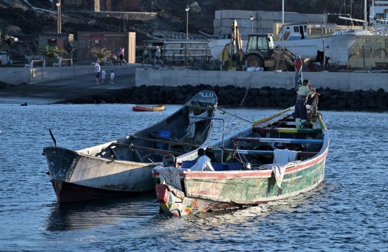 Naufragio alle Canarie: il vescovo chiede basta alle morti in mare