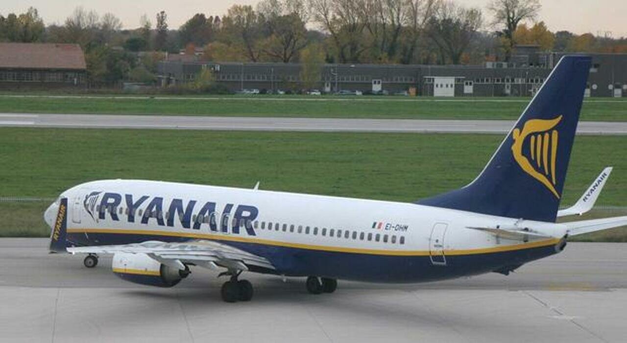 Ryanair sospende voli da Treviso a Londra, spostati a Venezia