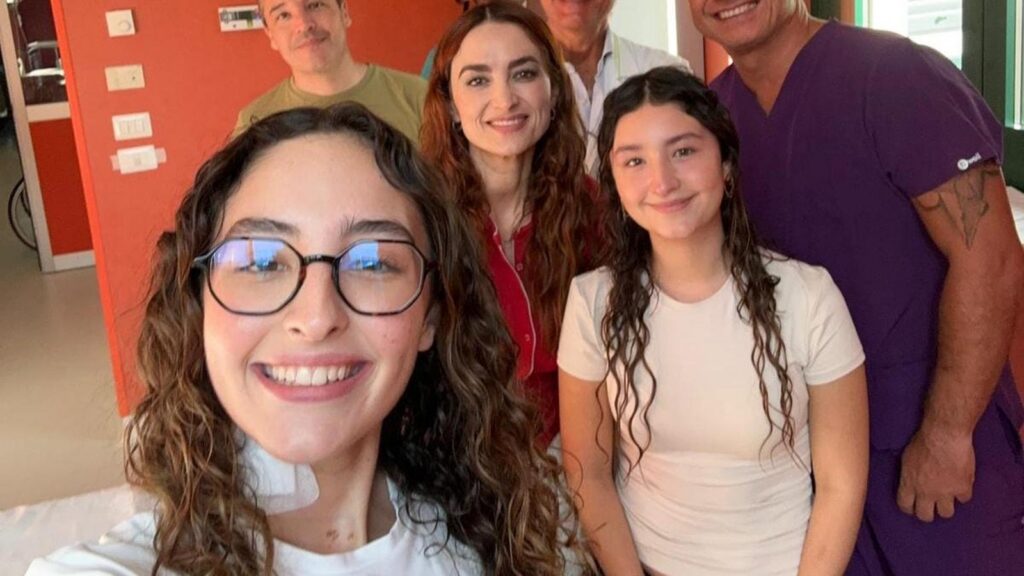 Regina, 19 anni, torna a vivere con un cuore nuovo dopo un infarto in vacanza