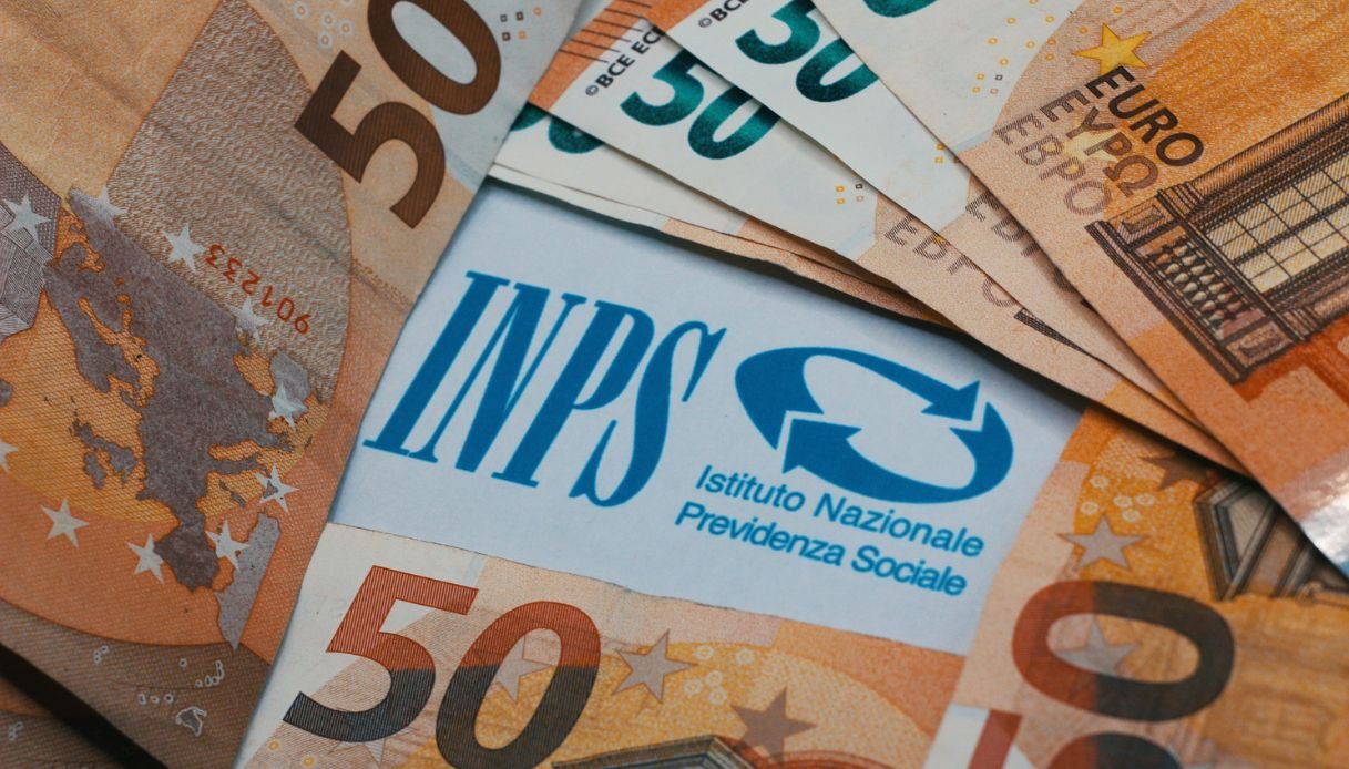 Aumento pensioni minime nel 2027: fino a 220 euro in più all’anno