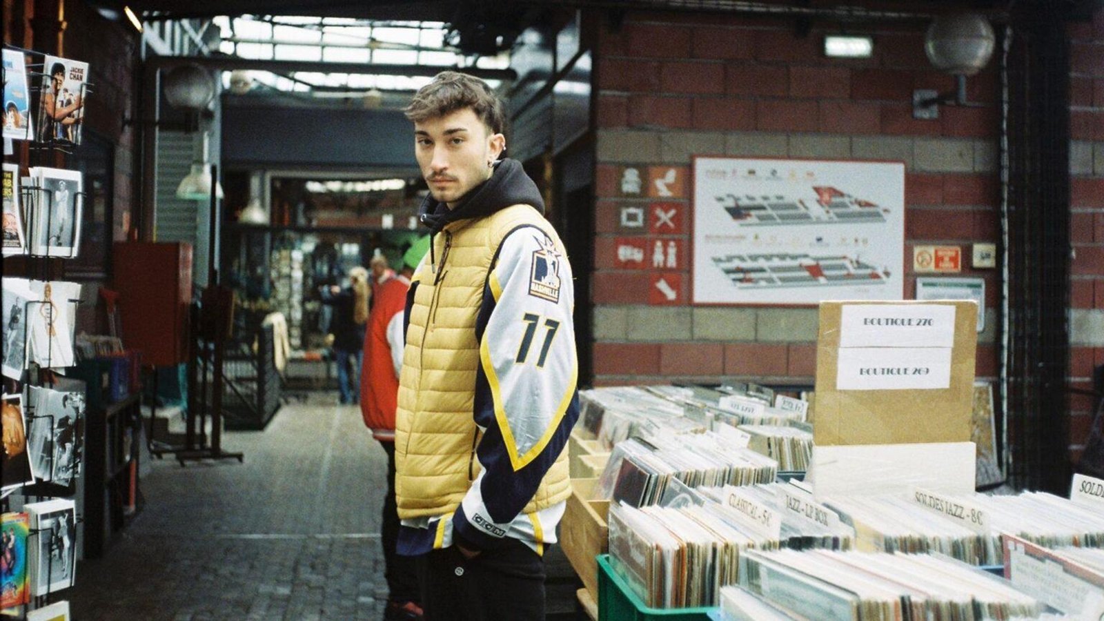 Doppelgänger, il rapper Gen Z che canta la diaspora: “La Storia va studiata per non ripetere gli errori”