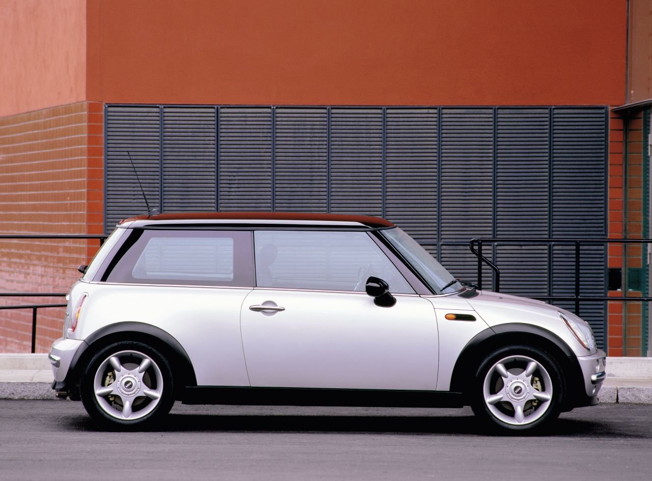 MINI celebra 25 anni in Italia, supera 480mila vetture vendute