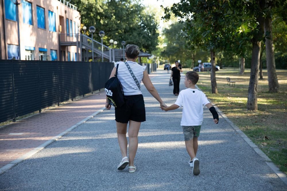 Repubblicani mirano alle “soccer moms” con proposta di JD Vance per famiglie con genitori a casa