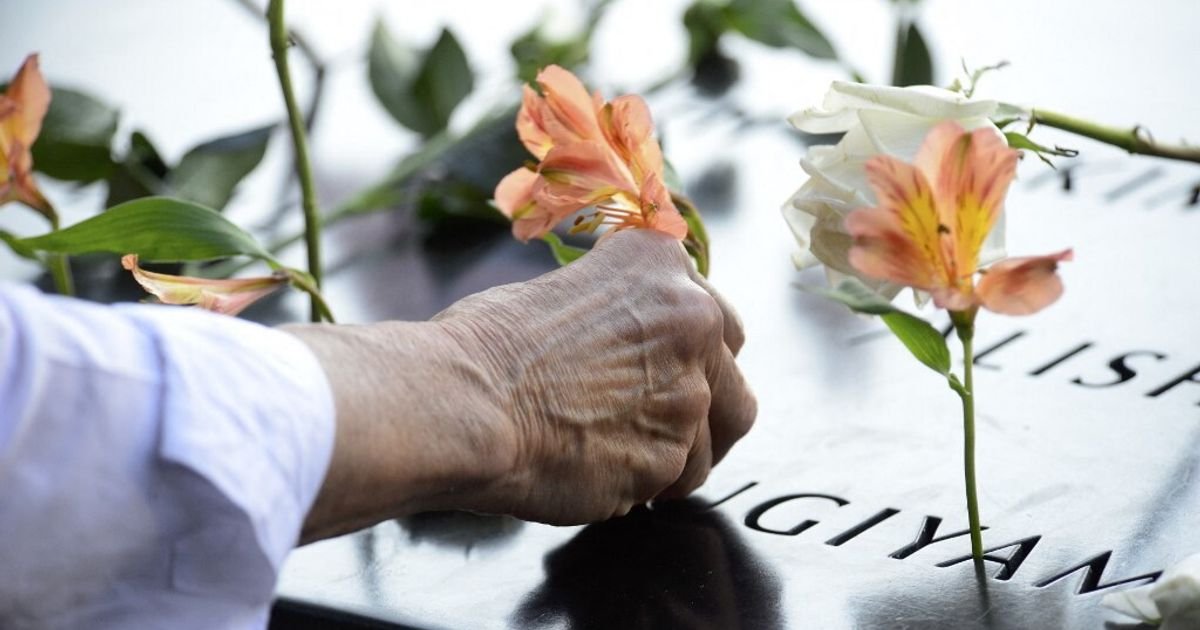 Il peso emotivo dell’11 settembre e i volantini scomparsi