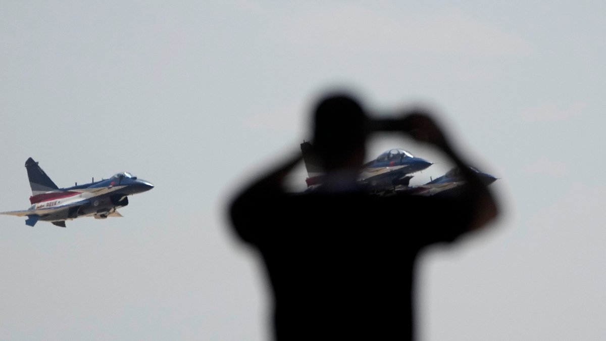 Egitto acquista caccia USA, Russia e Cina. Mosca promuove armi testate contro la NATO