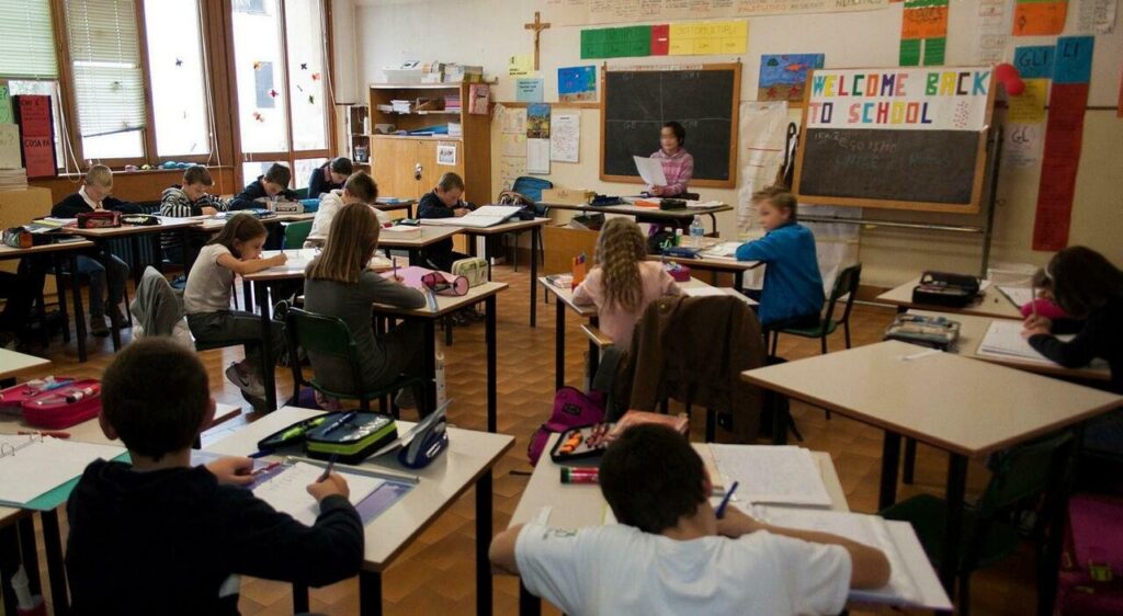 Scuola, presidi denunciano ingerenze di genitori e chiedono maggiore autonomia