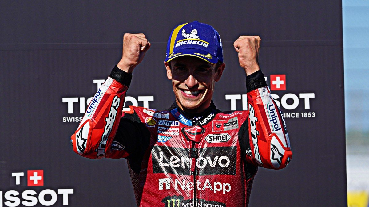 Marquez torna leader a Misano, Bezzecchi e Martin in difficoltà