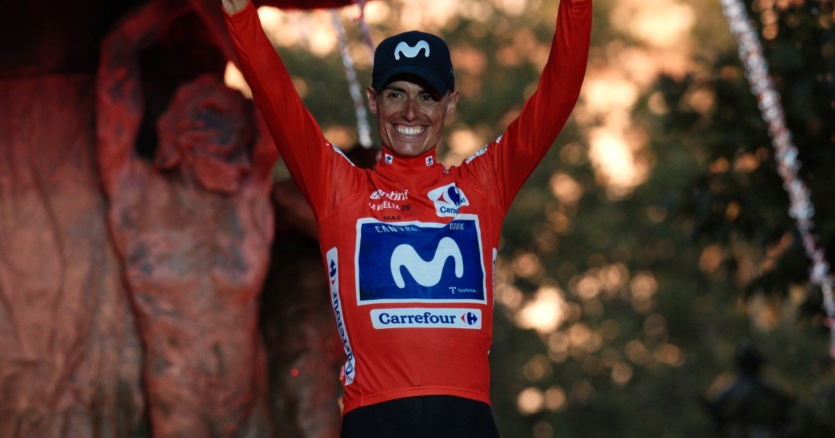 Enric Mas vince la Vuelta a 31 anni: la sua carriera si rinnova dopo il ritiro di Pogacar