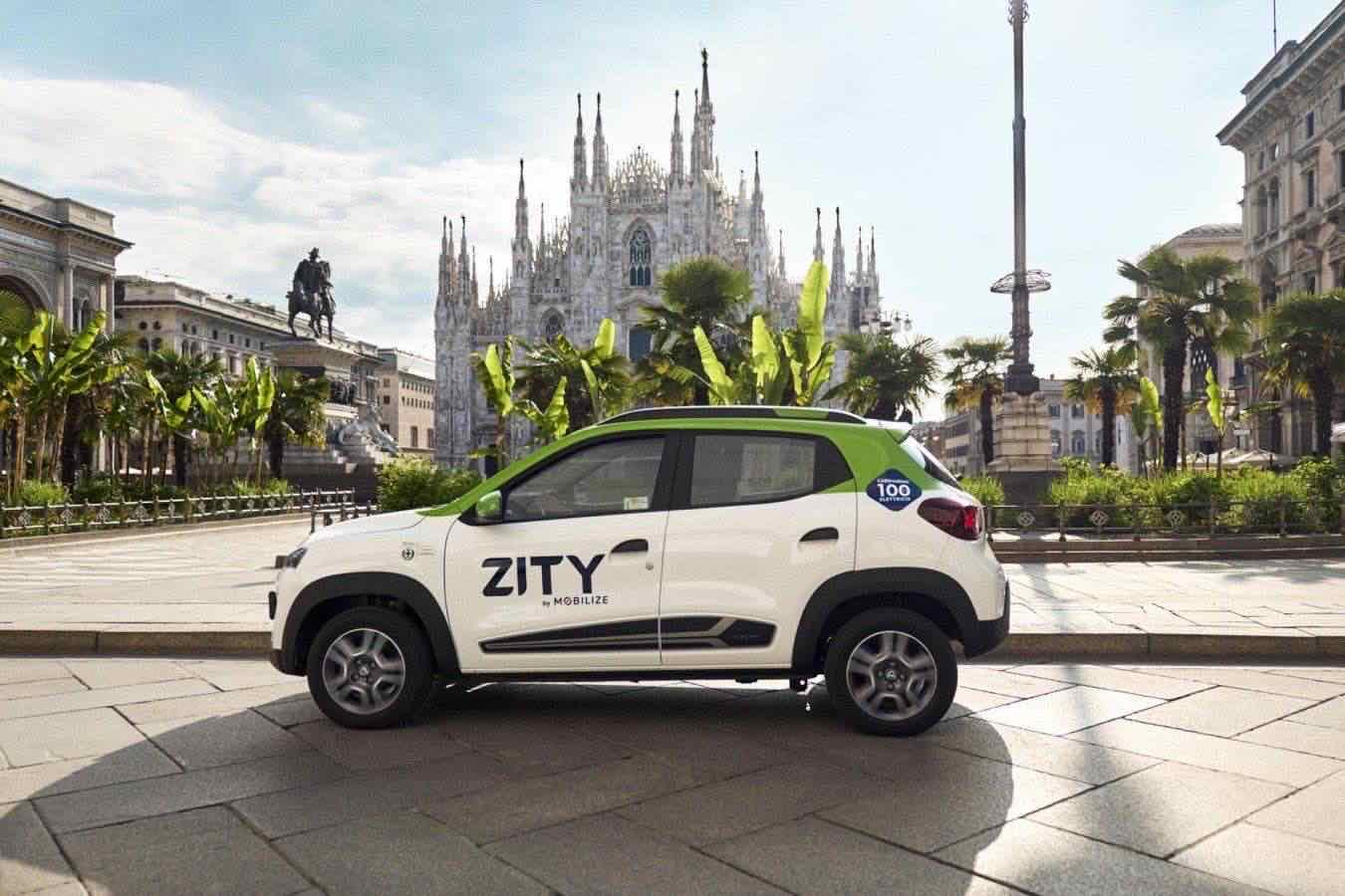 Il car sharing a Milano si è inceppato: solo un operatore rimane dopo l’abbandono di Zity e Enjoy